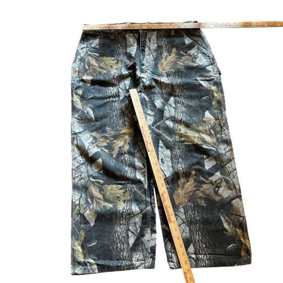 Vintage Carhartt Men’s Real Tree Camo Dungaree Carpenter Jeans Size 40X34 - Picture 8 of 9